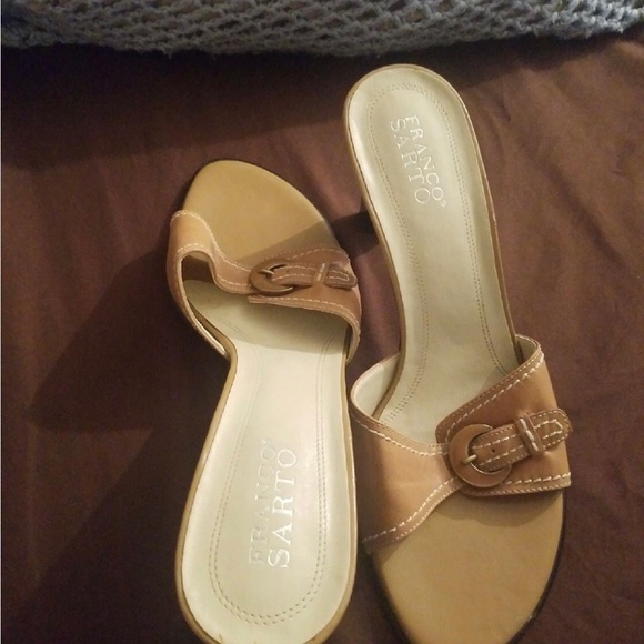 Franco Sarto, ladies tan size 10 mules - Picture 3 of 4